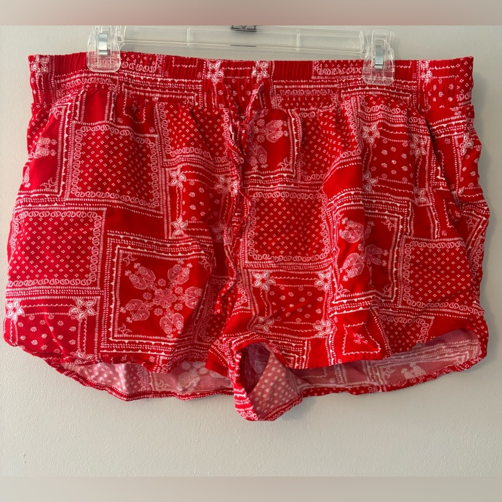 MOSSIMO shorts size XL